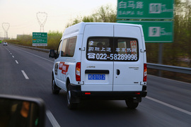 2012款大通V80运杰版体验