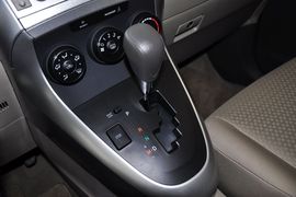 2011款丰田逸致1.8