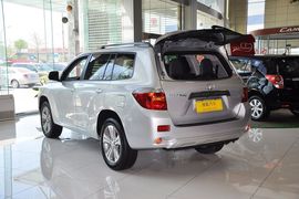2011款丰田汉兰达2.7L