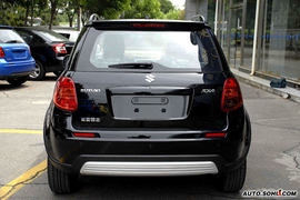 2008款铃木SX4黑色限量版外观