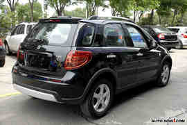 2008款铃木SX4黑色限量版外观