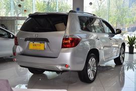 2011款丰田汉兰达2.7L