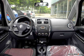 2008款天语SX4锐骑版内饰