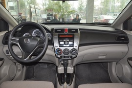 2012款本田锋范1.5L