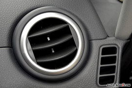 2008款天语SX4锐骑版内饰