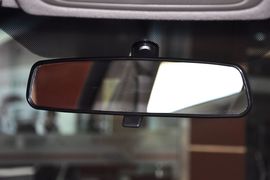 2012款丰田凯美瑞200E