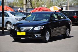 2012款丰田凯美瑞200E
