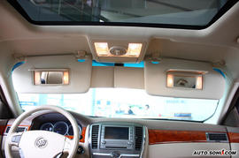 2008款别克君越混合动力内饰