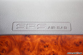 2008款别克君越混合动力内饰