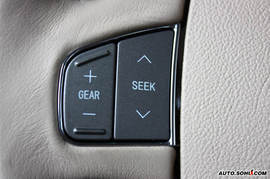 2008款别克君越混合动力内饰