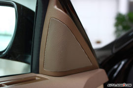 2008款别克君越混合动力内饰