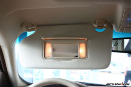 2008款别克君越混合动力内饰