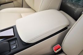 2012款雷克萨斯RX270豪华版到店实拍