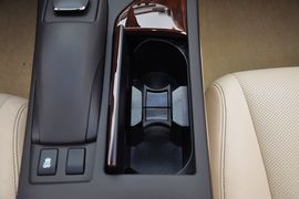 2012款雷克萨斯RX270豪华版到店实拍