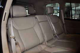 2012款雷克萨斯LX570到店实拍