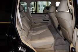 2012款雷克萨斯LX570到店实拍
