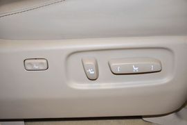 2012款雷克萨斯LX570到店实拍