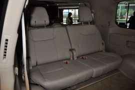 2012款雷克萨斯LX570到店实拍