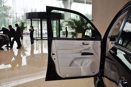 2012款雷克萨斯LX570到店实拍