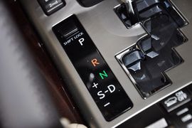 2012款雷克萨斯LX570到店实拍