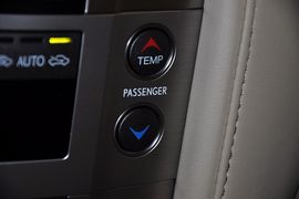 2012款雷克萨斯LX570到店实拍