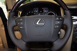 2012款雷克萨斯LX570到店实拍