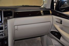 2012款雷克萨斯LX570到店实拍