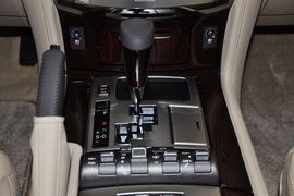 2012款雷克萨斯LX570到店实拍