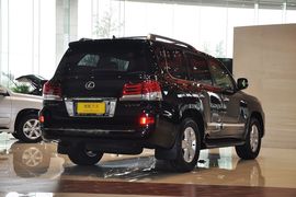 2012款雷克萨斯LX570到店实拍