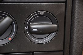 2012款大众捷达1.6L手动前卫型