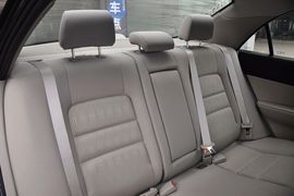 2011款马自达62.0L手动型导航限量版到店实拍