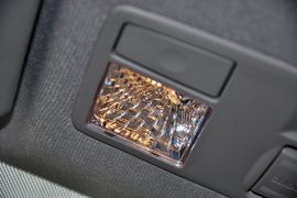 2011款马自达62.0L手动型导航限量版到店实拍