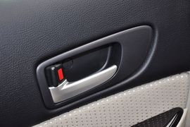 2011款马自达62.0L手动型导航限量版到店实拍