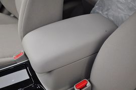 2011款马自达62.0L手动型导航限量版到店实拍