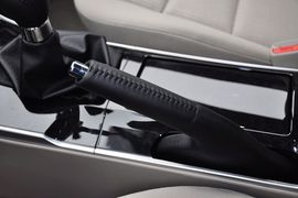 2011款马自达62.0L手动型导航限量版到店实拍