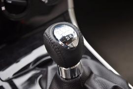 2011款马自达62.0L手动型导航限量版到店实拍