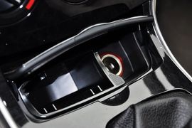 2011款马自达62.0L手动型导航限量版到店实拍