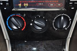 2011款马自达62.0L手动型导航限量版到店实拍