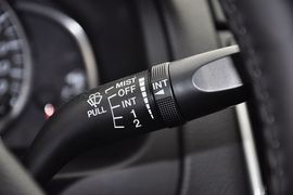 2011款马自达62.0L手动型导航限量版到店实拍