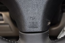 2011款马自达62.0L手动型导航限量版到店实拍