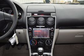 2011款马自达62.0L手动型导航限量版到店实拍