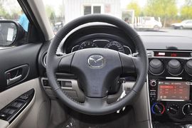 2011款马自达62.0L手动型导航限量版到店实拍