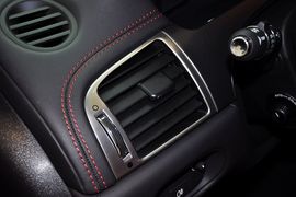 2012款捷豹XKR-S到店实拍