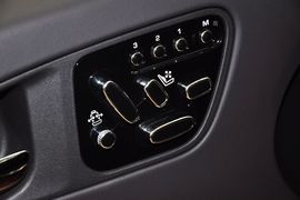 2012款捷豹XKR-S到店实拍