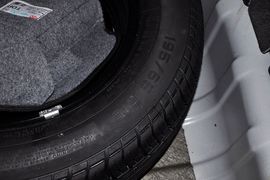 2012款奇瑞A3三厢1.6L