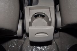 2012款奇瑞A3三厢1.6L