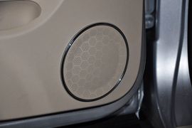 2012款奇瑞A3三厢1.6L