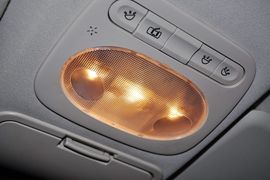 2012款奇瑞A3三厢1.6L