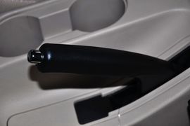 2012款奇瑞A3三厢1.6L