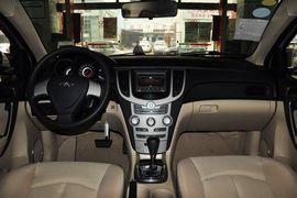 2012款奇瑞A3三厢1.6L